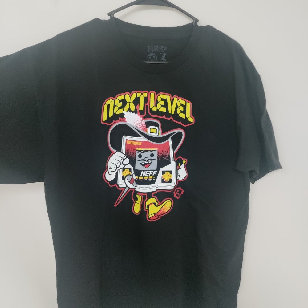 Neff Large Men's T Shirt Black and Multi color